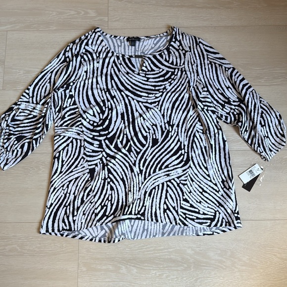 Alyx Tops - 3/$10 Alyx Black and White Zebra Print 3/4 Sleeve Top